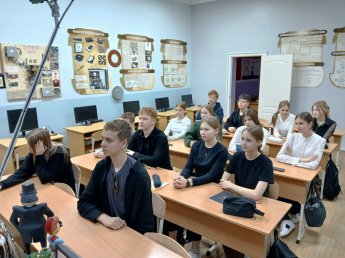Урок цифры - "Дело в чате: эволюция нейросетей и цифровая безопасность"